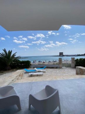 Waterfront villa Tina